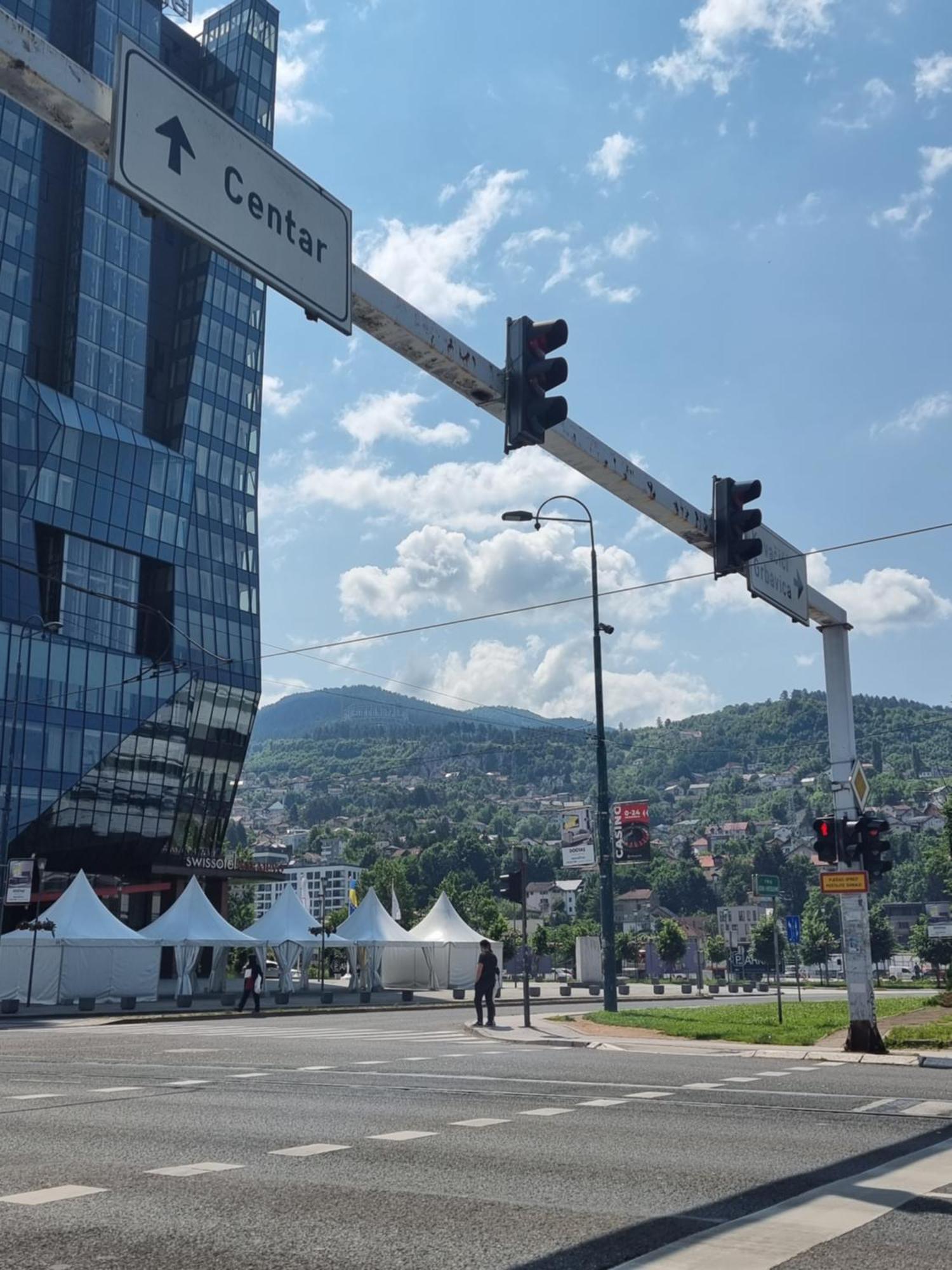 The Core Portal Сараєво Екстер'єр фото